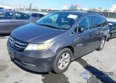 2015 Honda Odyssey Lx z USA, uszkodzony, nr VIN 5FNRL5H28FB078408